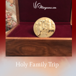 Holy family gold middle